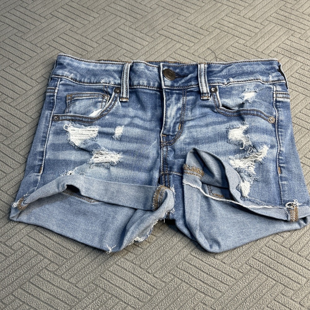 American Eagle Sz 4 Super Stretch Cuffed Curvy Hi Rise Shortie Denim Shorts